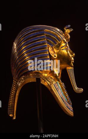 Réplique du masque funéraire de Toutankhamun trouvé en Egypte Banque D'Images