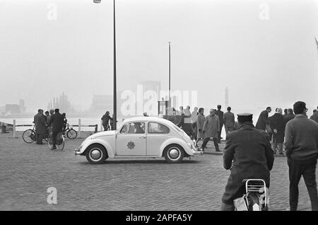 Incendie à Shell dans la région de Botlek Date : 20 janvier 1968 Nom de l'établissement : Shell Banque D'Images