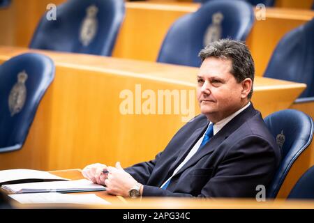 Den Haag, Pays-Bas. 23 janvier 2020. Den HAAG, 23-01-2020, Débat sur l'évolution de l'embryochet dans la deuxième chambre. Le député PVV Chris Jansen. Crédit: Pro Shots/Alay Live News Banque D'Images