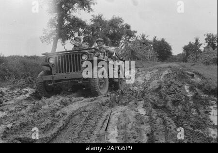 X Genie Veldcie Te Tjikampek — Wadas Description: Cikampek, Wadas Date: 20 Décembre 1947 Lieu: Cikampek, Indonésie, Hollandais East Indies, Wadas Banque D'Images