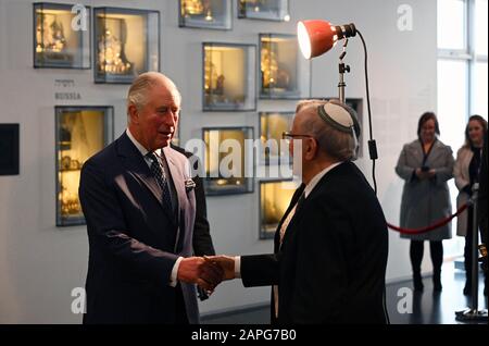 Le prince de Galles à une réception pour les survivants britanniques de l'Holocauste au Musée israélien de Jérusalem le premier jour de sa visite en Israël et dans les territoires palestiniens occupés. Photo PA. Date De L'Image: Jeudi 23 Janvier 2020. Voir l'histoire de PA ROYAL Charles. Le crédit photo doit lire : Neil Hall/PA Wire Banque D'Images