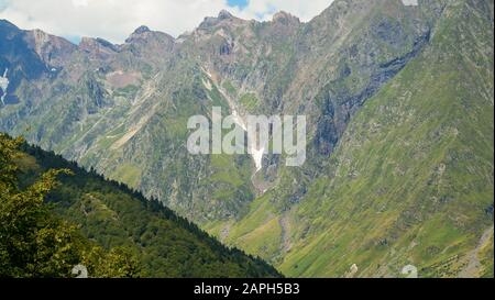 Chaîne Des Pyrénées Françaises Banque D'Images