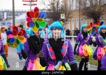 Neuwied, Allemagne 11 Février 2013. Le carnaval allemand annuel, Rosenmontag (anglais: Rose lundi) a lieu le lundi Shrove avant le mercredi des cendres, Banque D'Images