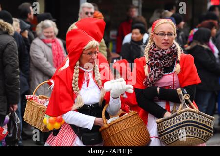 Neuwied, Allemagne 11 Février 2013. Le carnaval allemand annuel, Rosenmontag (anglais: Rose lundi) a lieu le lundi Shrove avant le mercredi des cendres, Banque D'Images