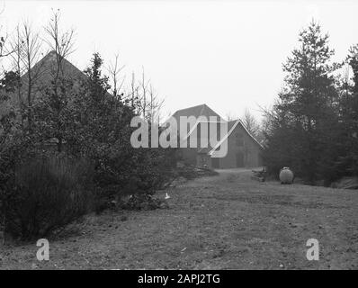 Ferme de Judthhoeve sur la succession de Snippert près de Losser Annotation: De Judthhoeve est nommé d'après la fille d'Helmich Benjamin Blijdenstein. Sous sa direction, le domaine a été construit avec la ferme, les champs et les prairies paysagers, sur des terres achetées par son père. Comme son père, Helmich Blijdenstein a joué un rôle important dans le Heide Maatschappij néerlandais. Date: Non daté lieu: Plus souple mots clés: Fermes, bâtiments Banque D'Images