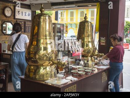 Petalang St Kuala Lumpur, Malaisie : 31 mars 2019 : café et café traditionnels à Kuala Lumpur. Banque D'Images