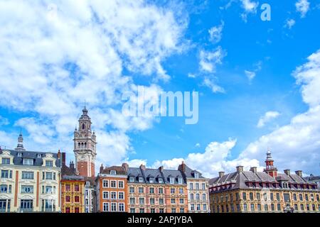 Grand Place (place principale) Lille, ville en Flandre française, France (Département du Nord) Banque D'Images