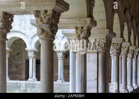 Le Cloître Roman De La Cathédrale De Gérone, Catalogne, Espagne Banque D'Images