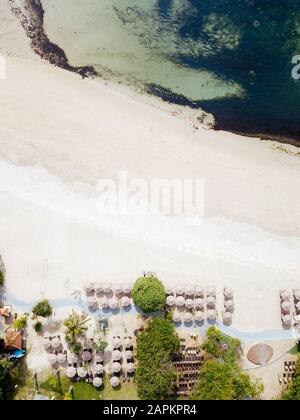 Indonésie, Bali, Nusa Dua, vue aérienne sur la plage de la station balnéaire Banque D'Images