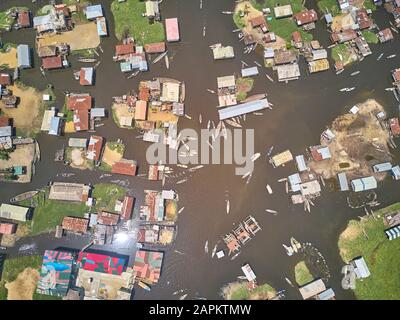 Bénin, Ganvie, vue aérienne du village de pêcheurs sur le lac Nokoue Banque D'Images