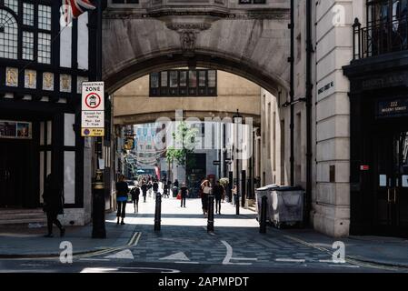 Londres, Royaume-Uni - 15 mai 2019 : grand magasin de luxe Liberty dans le West End de Londres. Banque D'Images