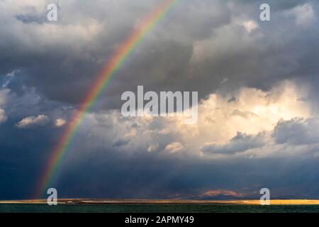 Vue sur la plage de Dead Sea Banque D'Images