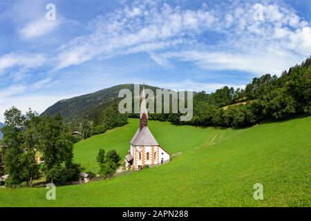 Église Sainte-Catherine À Bath, Bad Kleinkirchheim, Carinthie, Autriche Banque D'Images