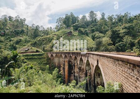 Pont de 7 arches à Ella Sri Lanka Banque D'Images