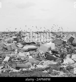 Nettoyage des eaux usées, manutention des déchets urbains, décharges Date : juillet 1967 mots clés : nettoyage des eaux usées, manutention des déchets urbains, décharges Banque D'Images