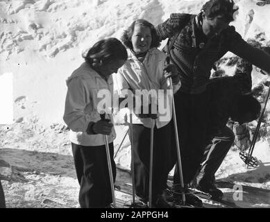 Princesses In Tirol (Sankt Anton) Date : 12 Février 1949 Lieu : Autriche, Sankt Anton Am Arlberg, Tirol Banque D'Images