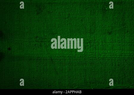 Texture de bois vert foncé. Fond de bois de pin naturel. Surface plate des planches de sciage rugueuses. Espace de copie pour le texte, le fond d'écran ou l'image. Banque D'Images