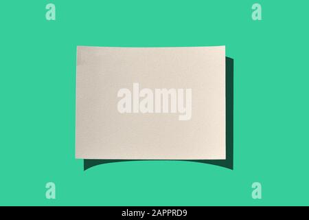 notez le support trombone agrafe papier de type note Banque D'Images