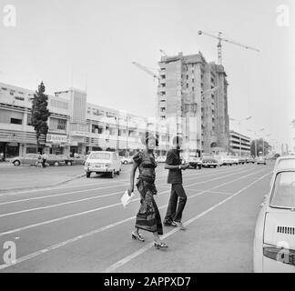 Zaïre (Anciennement Congo Belge) Streetscape À Kinshasa Date : 24 Octobre 1973 Lieu : Congo, Kinshasa, Zaïre Mots Clés : Paysages Urbains Banque D'Images