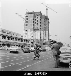 Zaïre (anciennement Congo belge) Streetscape à Kinshasa Date : 24 octobre 1973 lieu : Congo, Kinshasa, Zaïre mots clés : travaux de construction, paysages urbains Banque D'Images