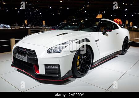 Bruxelles - 9 JANVIER 2020: Nouvelle voiture de sport Nissan GT-R NISMO 2020 présentée au salon automobile Bruxelles Autosalon 2020. Banque D'Images