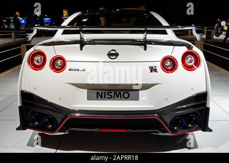 Bruxelles - 9 JANVIER 2020: Nouvelle voiture de sport Nissan GT-R NISMO 2020 présentée au salon automobile Bruxelles Autosalon 2020. Banque D'Images