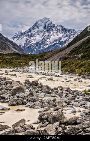 Aoraki Mount Cook, Rivière Hooker, Vue Du Circuit De La Vallée Hooker, Alpes Du Sud, Parc National Du Mont Cook D'Aoraki, Canterbury, Île Du Sud, Nouvelle-Zélande Banque D'Images