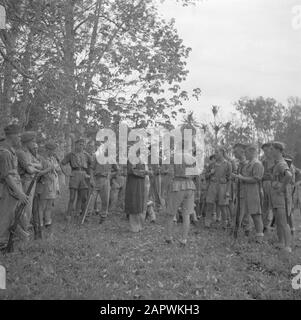 Volontaires de guerre à Malacca et Indonésie exercice militaire, probablement à Malacca Date : 1946 lieu : Malacca, Malaisie mots clés : militaire Banque D'Images