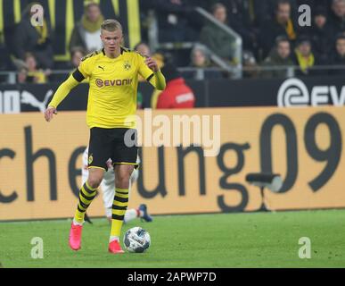 Dortmund, Allemagne. 24 janvier 2020. FIRO: 24.01.2020, football, 1.Bundesliga, saison 2019/2020, BVB, Borussia Dortmund - 1.FC Cologne 5: 1 Erling HAALAND, BVB, action unique | usage mondial crédit: DPA/Alay Live News Banque D'Images