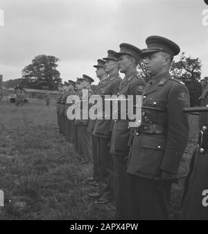 Armée [Army] Anefo London series Princess Irene Brigade.46 officiers Nouvellement commutés à la Brigade. Officiers nouvellement nommés de la Brigade Date : 1942 lieu : Grande-Bretagne mots clés : armée, officiers, soldats, seconde Guerre mondiale Banque D'Images