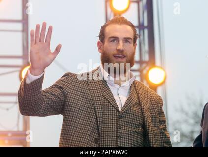 St. Louis, États-Unis. 24 janvier 2020. St Louis Blues Ryan O'Reilly est présenté sur scène avant de participer au concours Enterprise Center for the skills à St. Louis le vendredi 24 janvier 2020. Le jeu All Star 2020 sera joué au Enterprise Center le samedi 25 janvier 2020. Photo de Bill Greenblatt/UPI crédit: UPI/Alay Live News Banque D'Images