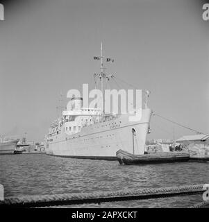 Moyen-Orient 1950-1955 : Egypte Ship M.S. Esperia (Adriatica) dans le port d'Alexandrie Date : 1950 lieu : Alexandrie, Egypte mots clés : ports, navires à passagers Banque D'Images