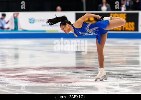 Greensboro, Caroline Du Nord, États-Unis. 24 janvier 2020. Le 24 janvier 2020 ''“ GREENSBORO, N.C., États-Unis - RENA IKENISHI de Garden City, New York, rivalise avec le patinage gratuit pour les femmes seniors lors du championnat américain de patinage artistique de 2020 Toyota au Greensboro Coliseum. Les Championnats américains servent de compétition de qualification finale avant que le patinage artistique américain ne nomme l'équipe mondiale de patinage artistique 2020 et l'équipe de patinage artistique 2020 Des Quatre Continents. Crédit: Timothy L. Hale/Zuma Wire/Alay Live News Banque D'Images