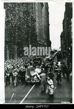 ' State Visit Juliana, Reine des Pays-Bas, Bernhard, Prince des Pays-Bas, Broadway, New York Nederlands: Staatsbezoek Juliana, koningin der Nederlanden, Bernhard, prins der Nederlanden, Broadway, New York; ' Banque D'Images