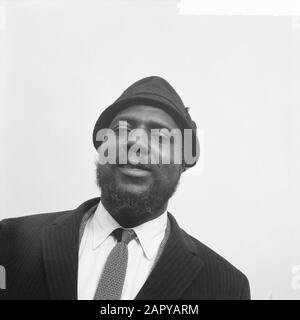 Thelonious Monk (pianiste de jazz) (Kop) a donné un concert de nuit à Concertgebouw à Amsterdam Date: 14 février 1964 lieu: Amsterdam, Noord-Holland mots clés: Concerts, concerts de nuit Nom personnel: Moine, Thelonious Banque D'Images