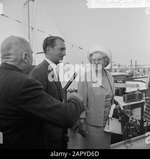 La reine Juliana visite les œuvres de Delta la reine Juliana est la bienvenue Date : 1 septembre 1964 mots clés : Nom De La Personne de Queens : Juliana, Reine Banque D'Images