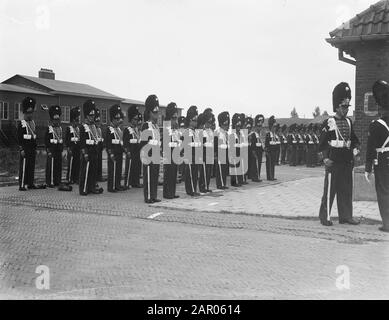 Gardes en uniformes de gala. Groupe Grenadiers Date : 9 Septembre 1948 Banque D'Images