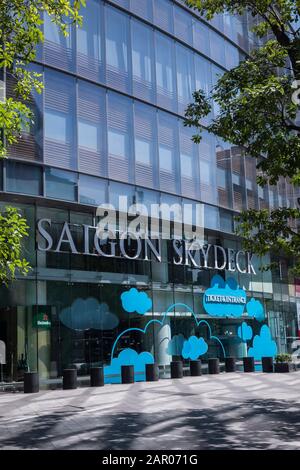 Entrée de Saigon Skydeck à la base de la Tour financière Bitexco, Ho Chi Minh Ville, Vietnam Banque D'Images