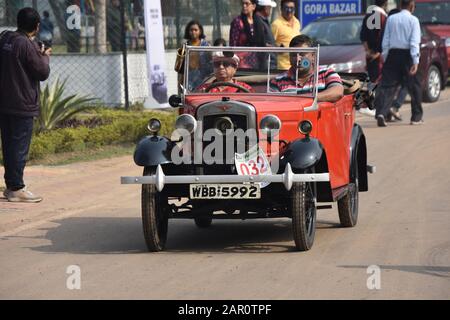 1934 Austin voiture avec moteur 7 ch et 4 cylindres. Inde WBB 5992. Banque D'Images