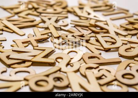 GRMR, salade de lettres, lettres en bois Banque D'Images