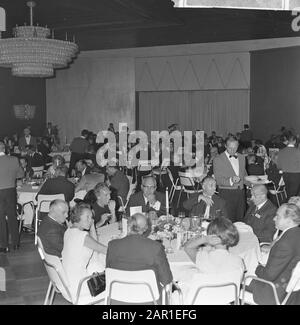 Affectation Rijkspostspaarbank Date: 2 Octobre 1965 Mots Clés: Banques Nom De L'Institution: Rijkspostspaarbank Banque D'Images