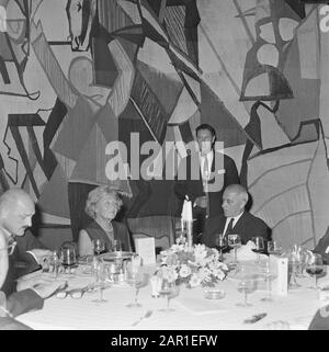 Affectation Rijkspostspaarbank Date: 2 Octobre 1965 Mots Clés: Banques Nom De L'Institution: Rijkspostspaarbank Banque D'Images