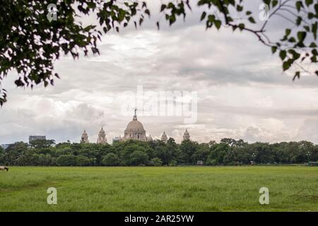 Vue panoramique sur le parc Maidan à Kolkata (Calcutta) avec le Victoria Memorial Banque D'Images