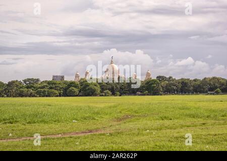 Vue panoramique sur le parc Maidan à Kolkata (Calcutta) avec le Victoria Memorial Banque D'Images