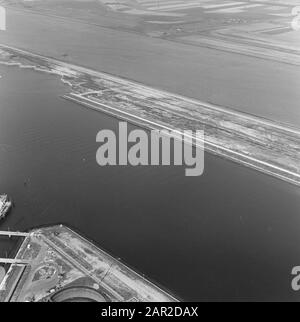 Ports, Maasvlakte Date: Non daté lieu: Rotterdam, Zuid-Holland mots clés: Ports Nom personnel: Maasvlakte Nom de l'institution: Europoort, Princess Margriethaven Banque D'Images