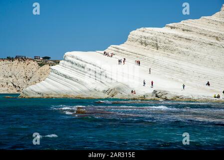 Célèbre Scala del Turci, falaises de grès blanc près d'Agrigento en Sicile, Italie Banque D'Images