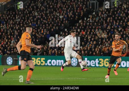 25 janvier 2020, KC Stadium, Kingston upon Hull, Angleterre; Emirates FA Cup, Hull City v Chelsea :Mason Mount (19) de Chelsea en action pendant le match Banque D'Images