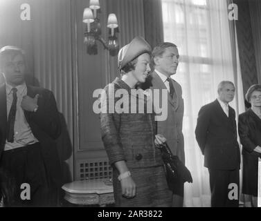 La princesse Beatrix et Claus ont visité Maastricht Date: 10 septembre 1965 lieu: Maastricht mots clés: Visites Nom personnel: Beatrix, princesse, Claus, prince Banque D'Images