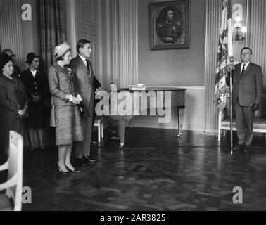 La princesse Beatrix et Claus ont visité Maastricht Date: 10 septembre 1965 lieu: Maastricht mots clés: Visites Nom personnel: Beatrix, princesse, Claus, prince Banque D'Images