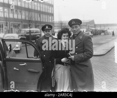 Le lieutenant-général A. Aler est revenu de l'Amérique (avec sa fille) Date : le 6 février 1951 Banque D'Images